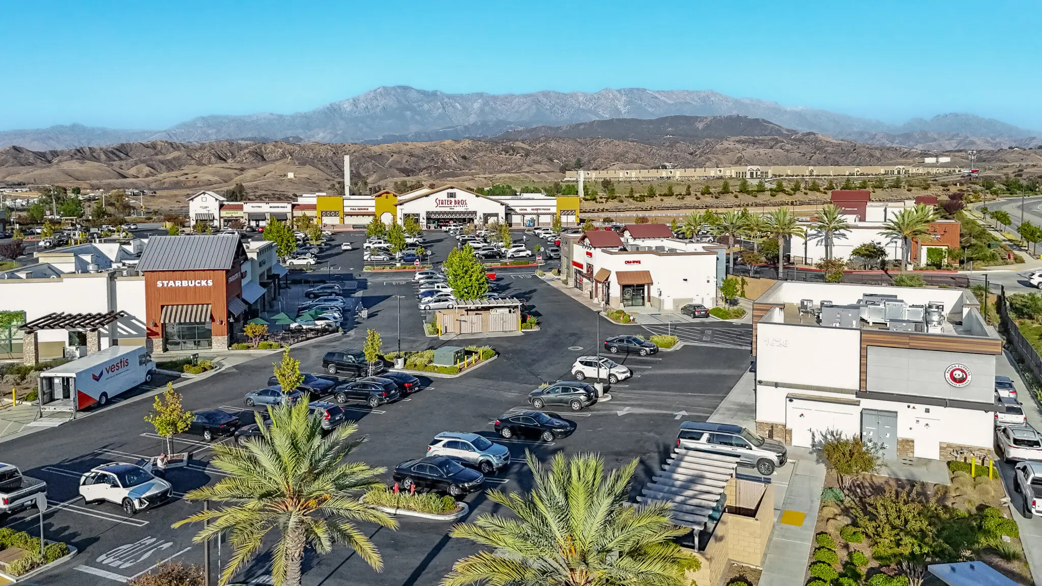 https://lewisretailcenters.com/wp-content/uploads/2024/05/DJI_20251106151223_0025_D-edit-1024x576.jpg