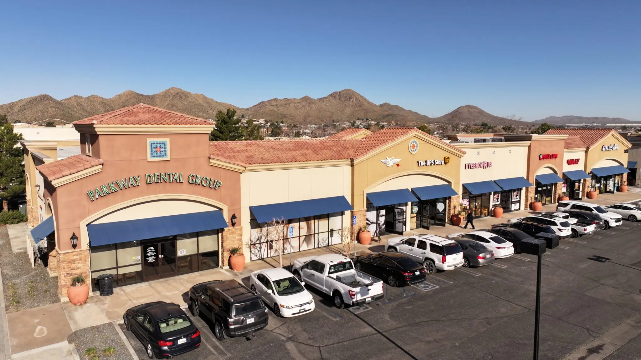 https://lewisretailcenters.com/wp-content/uploads/2024/05/DJI_20260205092006_0162_D-1024x576.jpg