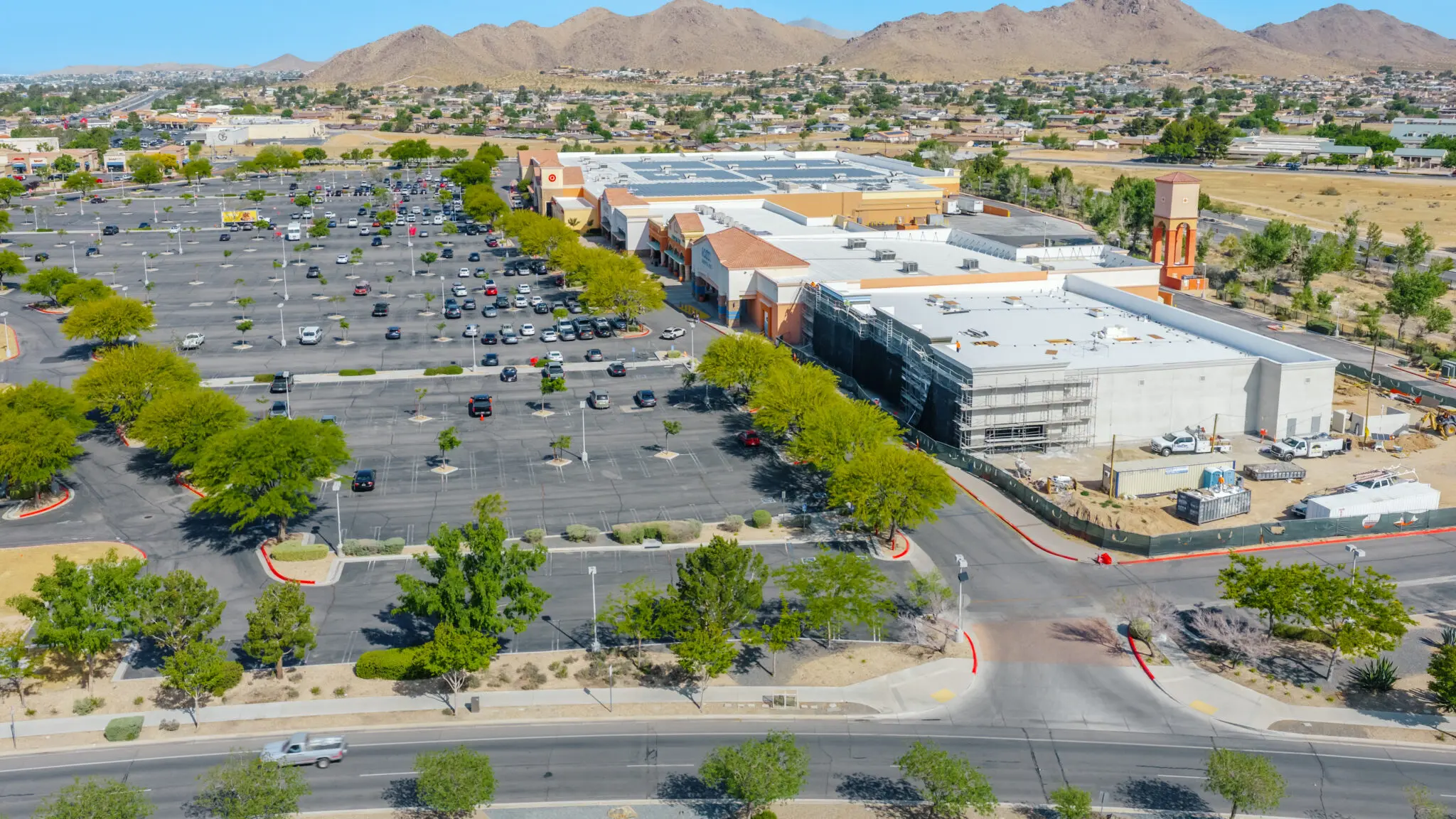 https://lewisretailcenters.com/wp-content/uploads/2024/05/DJI_20260420093652_0548_D-edit-1024x576.jpg