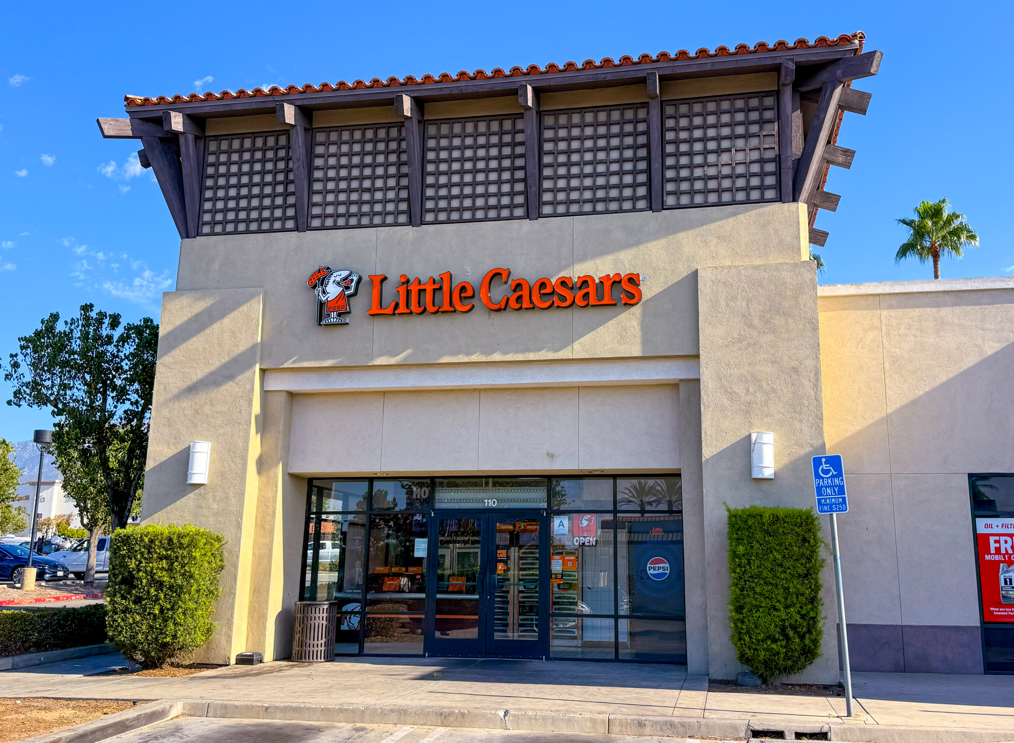 https://lewisretailcenters.com/wp-content/uploads/2024/05/Untitled-2-2-1024x750.png