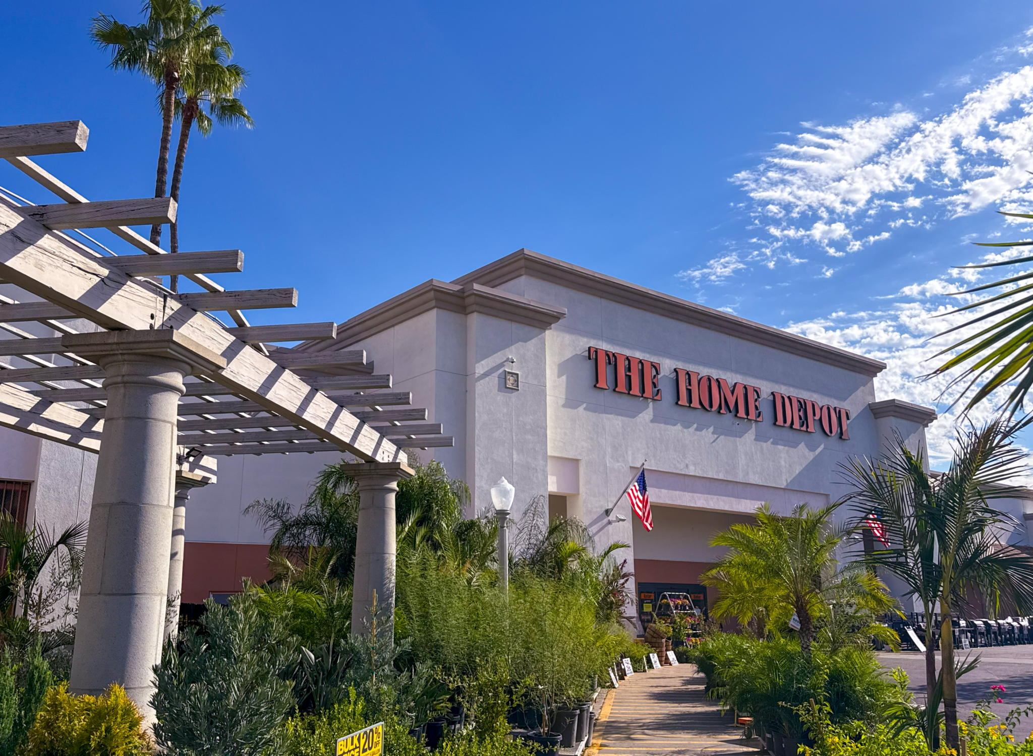 https://lewisretailcenters.com/wp-content/uploads/2024/05/Untitled-6-1024x750.png