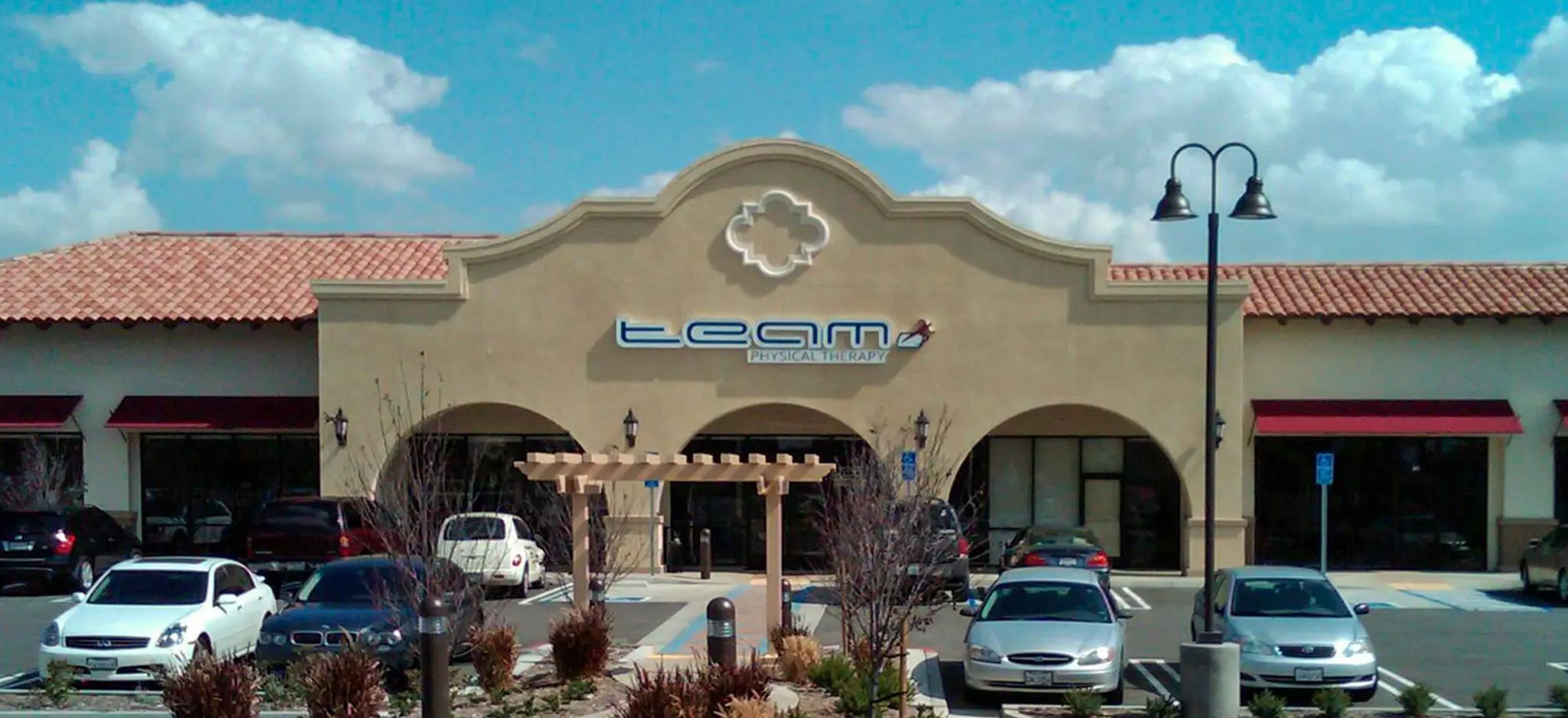 https://lewisretailcenters.com/wp-content/uploads/2024/05/Untitled-7-1024x469.jpg