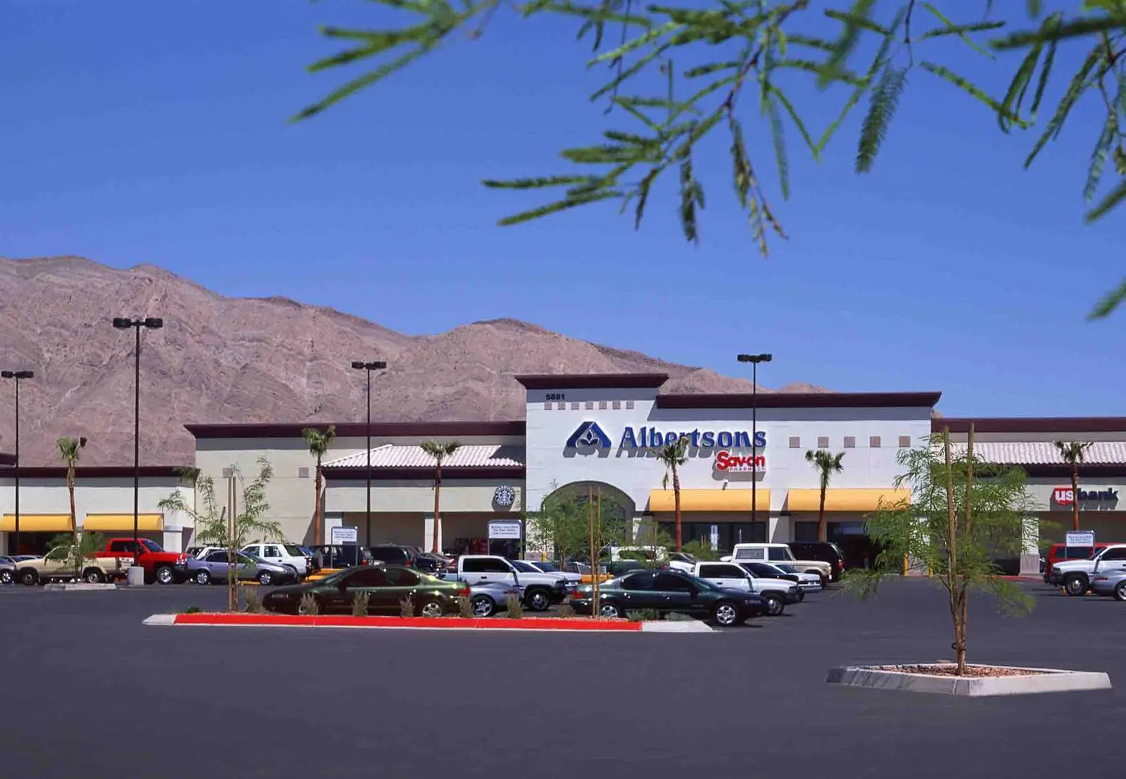 https://lewisretailcenters.com/wp-content/uploads/2024/05/ext-101-1024x708.jpg