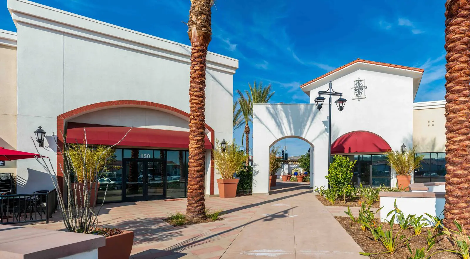 https://lewisretailcenters.com/wp-content/uploads/2024/05/ext-214-1024x564.jpg