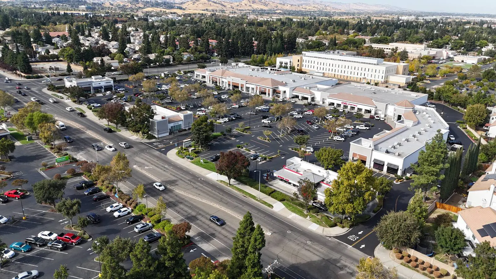 https://lewisretailcenters.com/wp-content/uploads/2024/05/ext-218-1024x576.jpg
