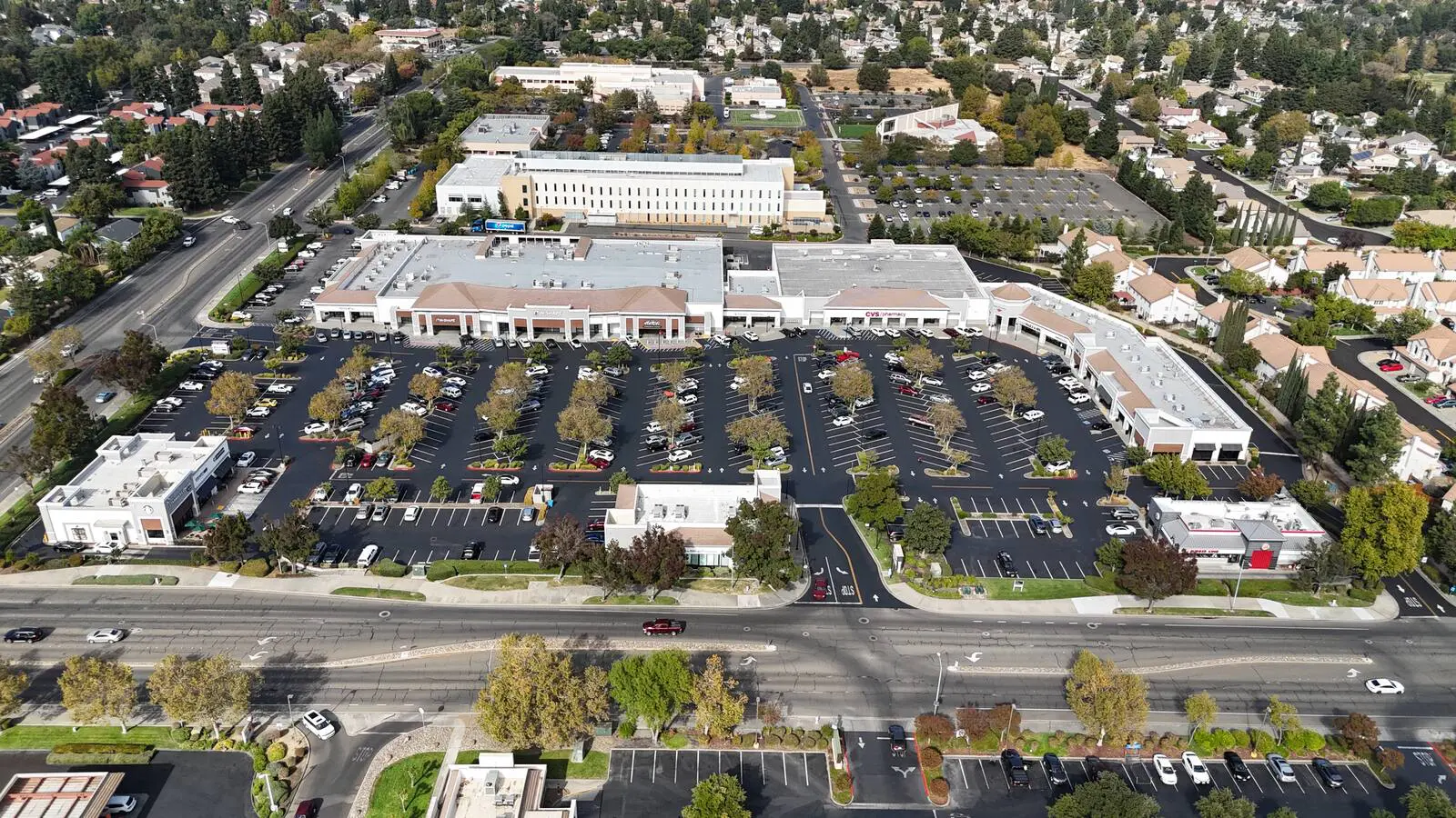 https://lewisretailcenters.com/wp-content/uploads/2024/05/ext-219-1024x576.jpg