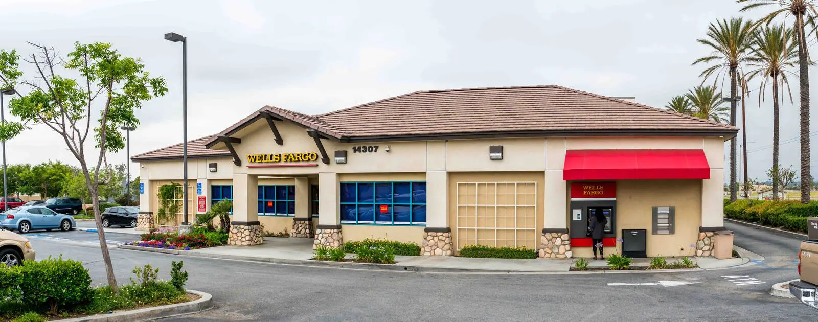 https://lewisretailcenters.com/wp-content/uploads/2024/05/ext-74-1024x403.jpg