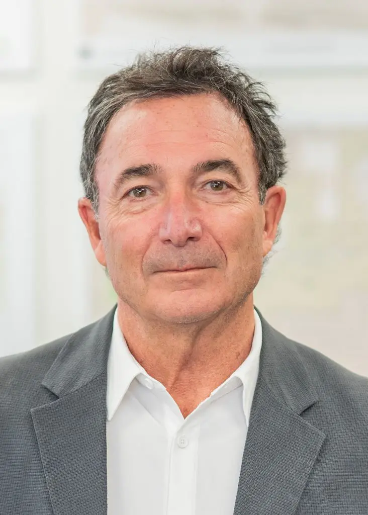 https://lewisretailcenters.com/wp-content/uploads/2025/02/Mike-Headshotv3.jpg