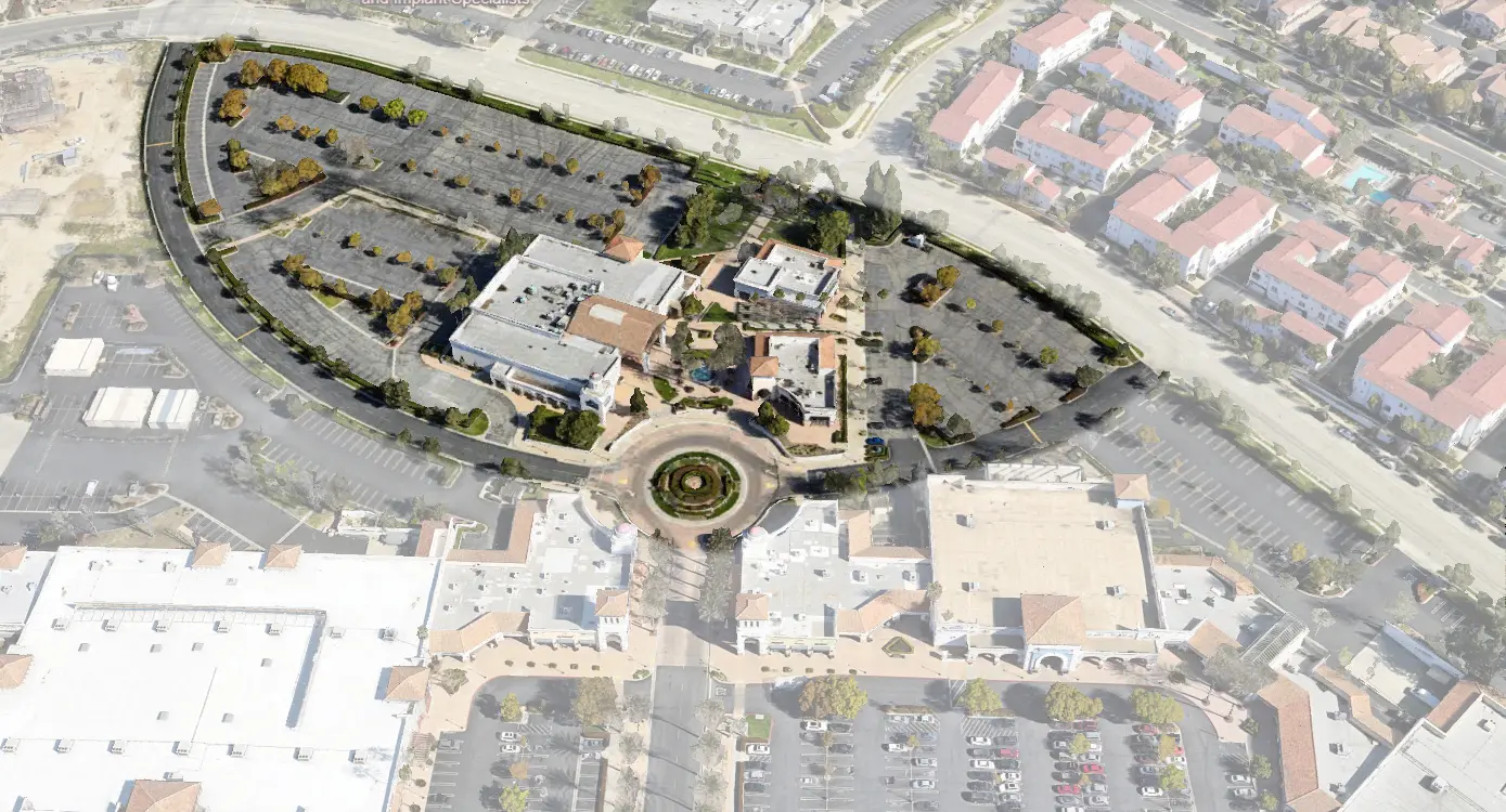 https://lewisretailcenters.com/wp-content/uploads/2025/04/aerial-copy-1024x553.jpg