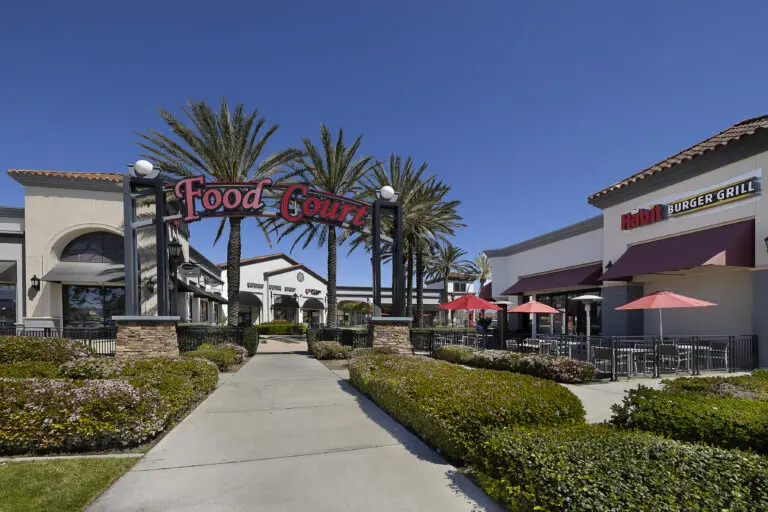 https://lewisretailcenters.com/wp-content/uploads/2026/09/Eastvale-168-768x512.jpg