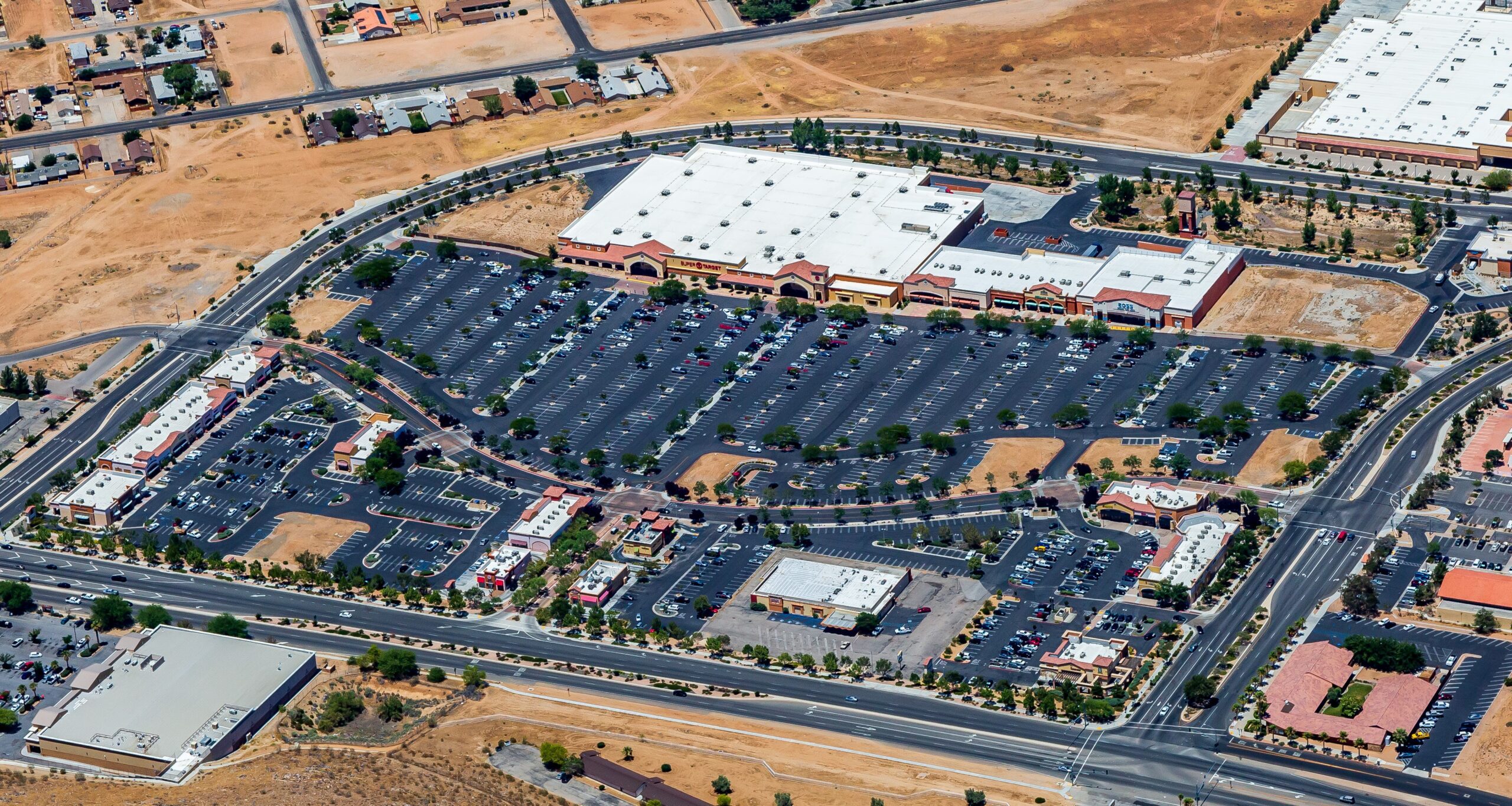 Apple Valley Commons | Retail Center in Apple Valley, CA | Lewis